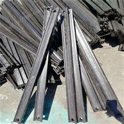 鹤岗定制中双链刮板机牛角刮板 40T矿用铸钢刮板 机尾滚筒总成 量大从优